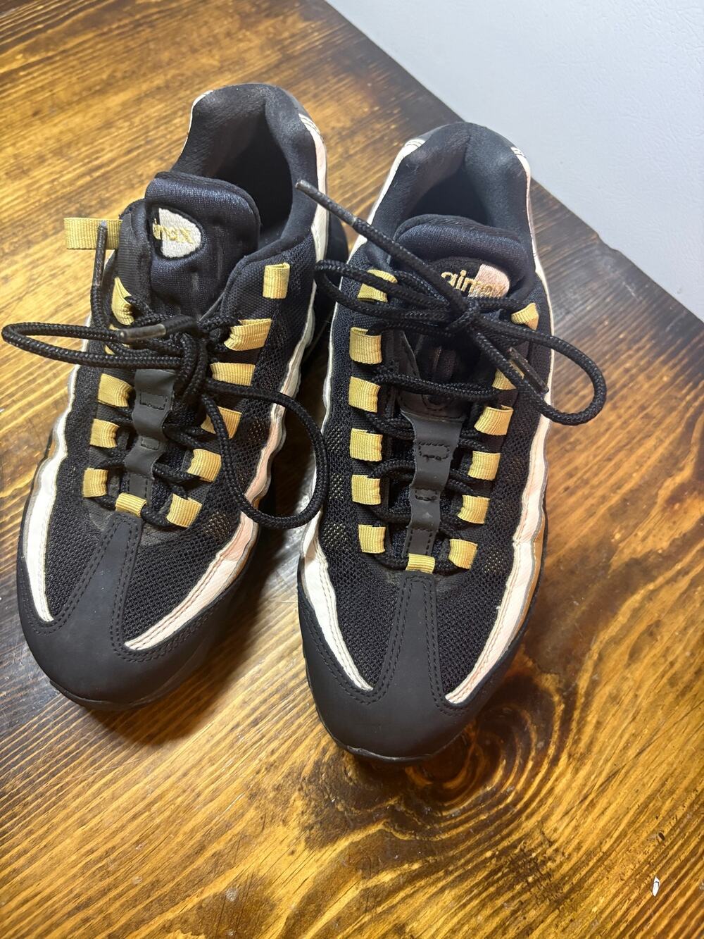 Nike‎ Black And Gold Air Max Sneakers Size 5.5